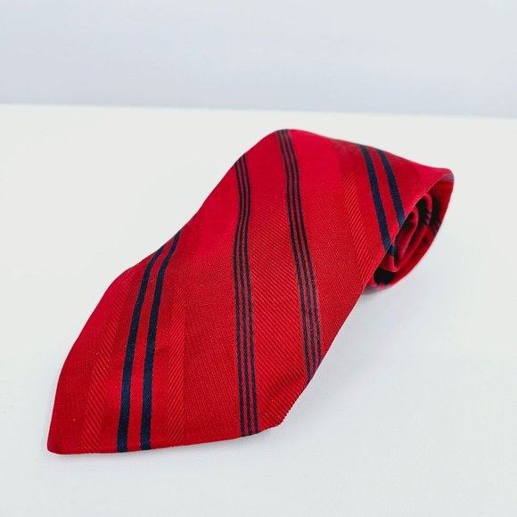 Tommy Hilfiger Tie 100% Silk USA Made Red Blue Striped Classic Preppy Work Gift - Picture 1 of 11